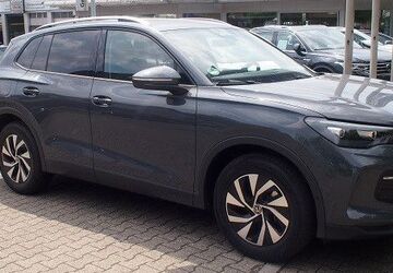 VW Tiguan 14.500 km 32.989 &euro; Gladbeck 45964