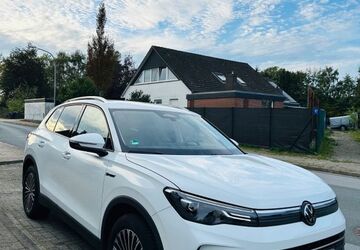 VW Tiguan 22.400 km 28.200 &euro; Gladbeck 45964