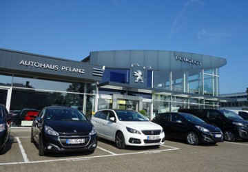 Peugeot 2008 14.307 km 23.310 &euro; Bochum 44801